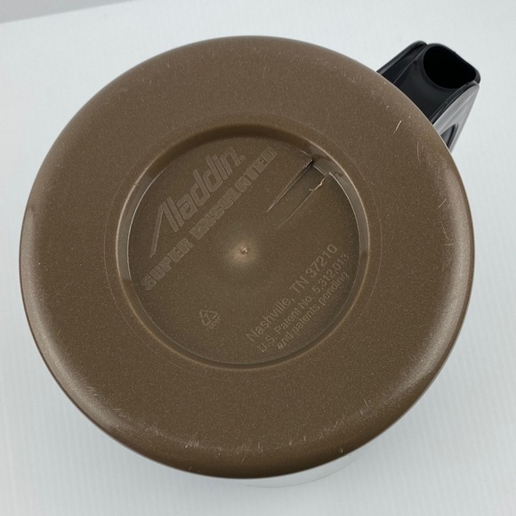 Tim Hortons The Big Tim Mug Thermos 64 oz - Picture 5 of 9